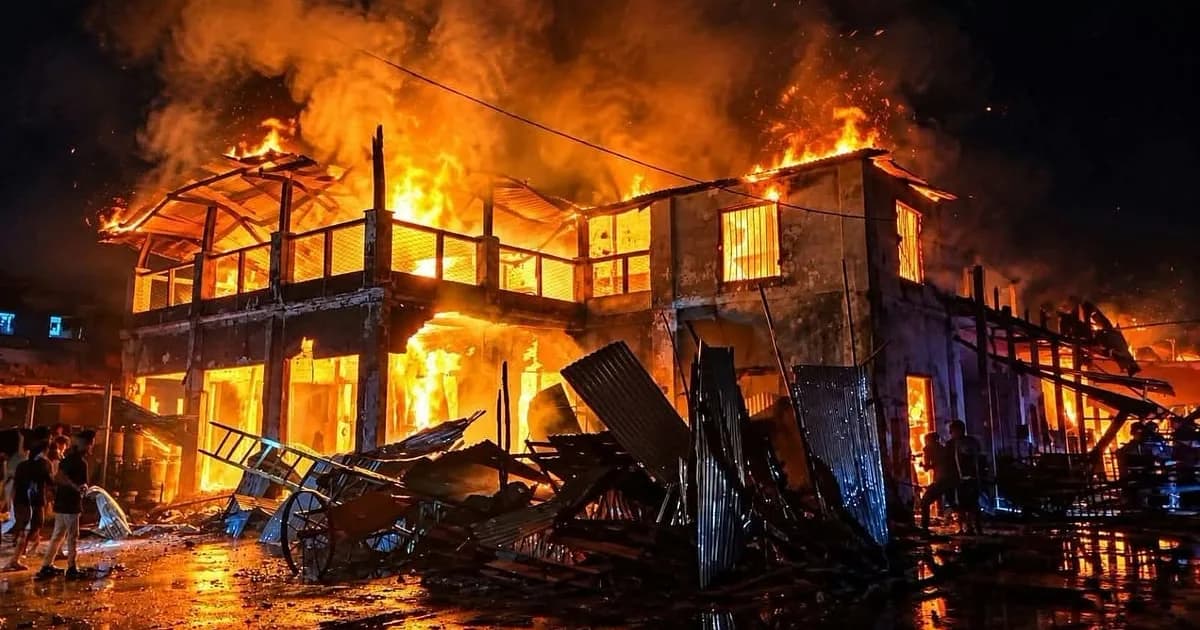 নাট্যমঞ্চ থেকে হয়েছিল সিনেমা হল, আগুনে পুড়ল ময়মনসিংহের ‘ঝলমল’