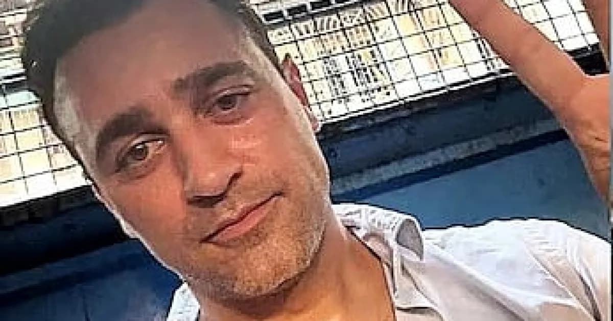 ইমরান খানকে ভারত ছাড়তে বলেছে পুলিশ