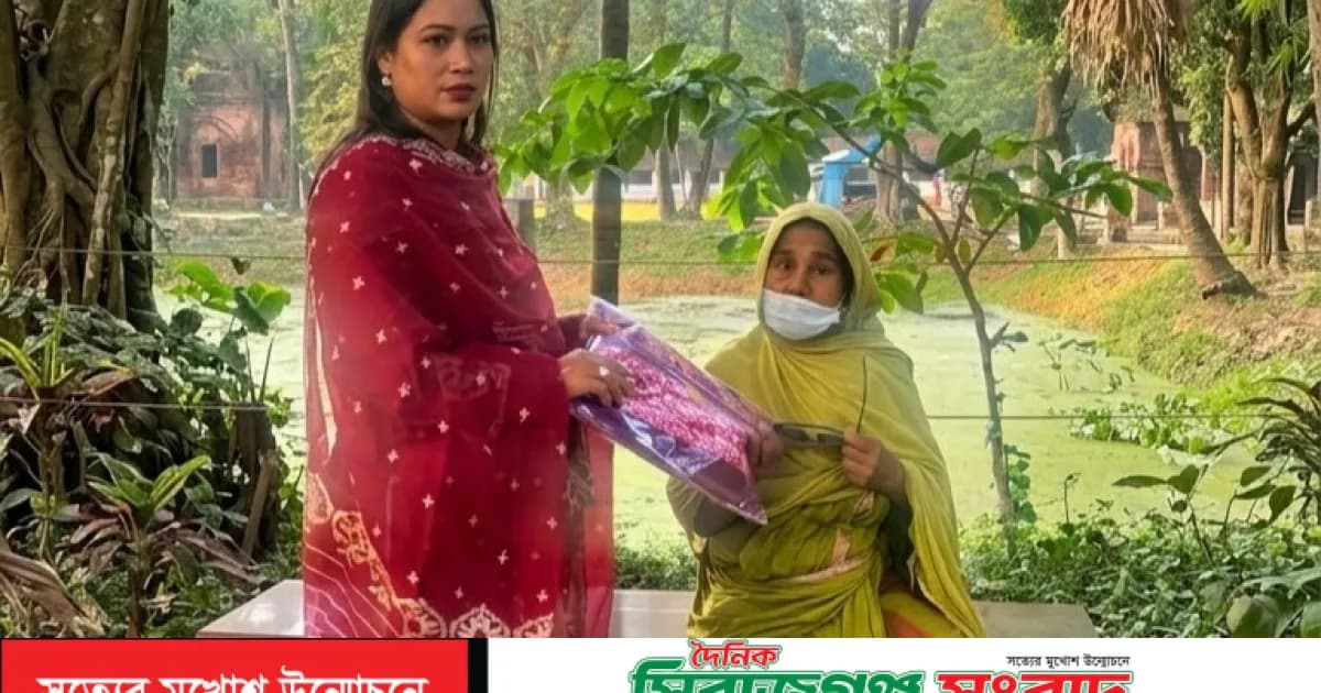 মানবতার টানে অসহায় মানুষের পাশে নারী ও শিশু কল্যাণ সংস্থা,চলছে বস্ত্র বিতরণ