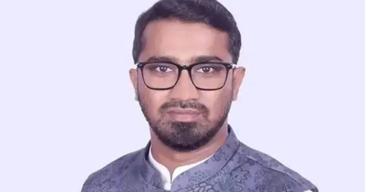 মাদ্রাসাশিক্ষককে থাপ্পড় মারা রুমিকে গ্রেফতারে অভিযানের খবরটি বিভ্রান্তিকর: রাশেদ খাঁন