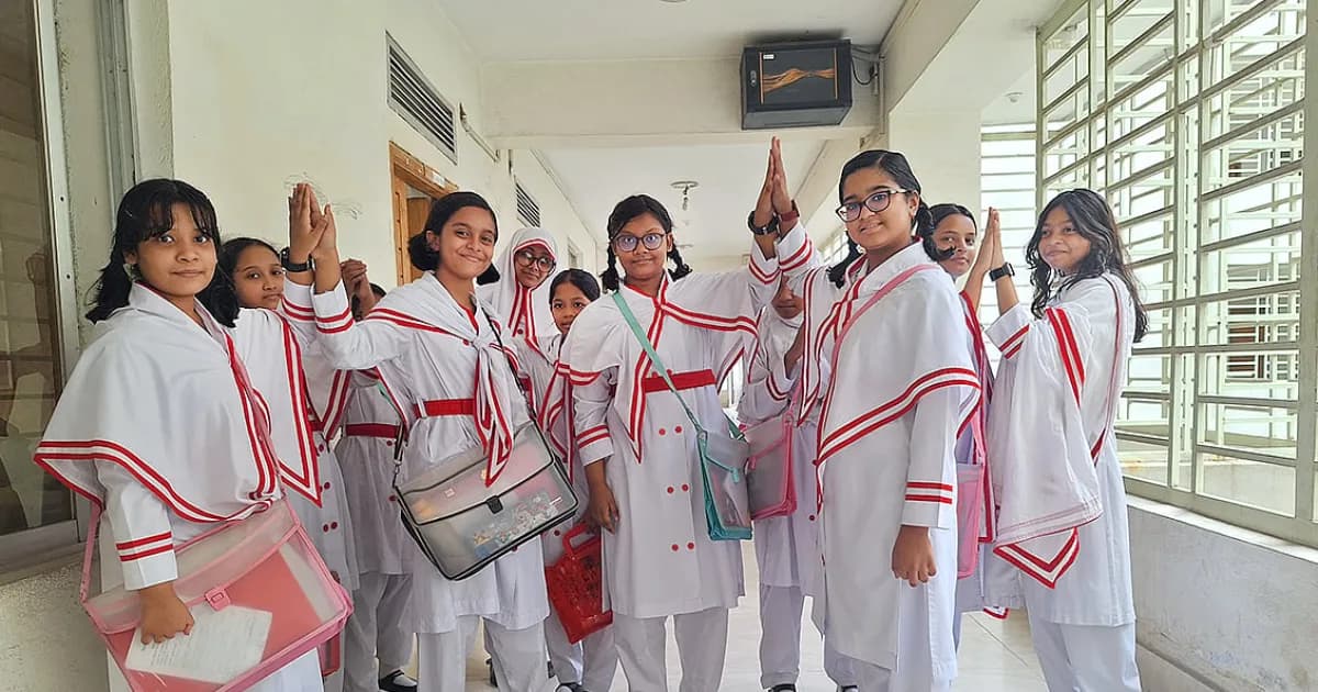 মনিপুর উচ্চবিদ্যালয়ে বাংলা ও ইংলিশ ভার্সনে নার্সারি–নবম শ্রেণি পর্যন্ত শিক্ষার্থী ভর্তি
